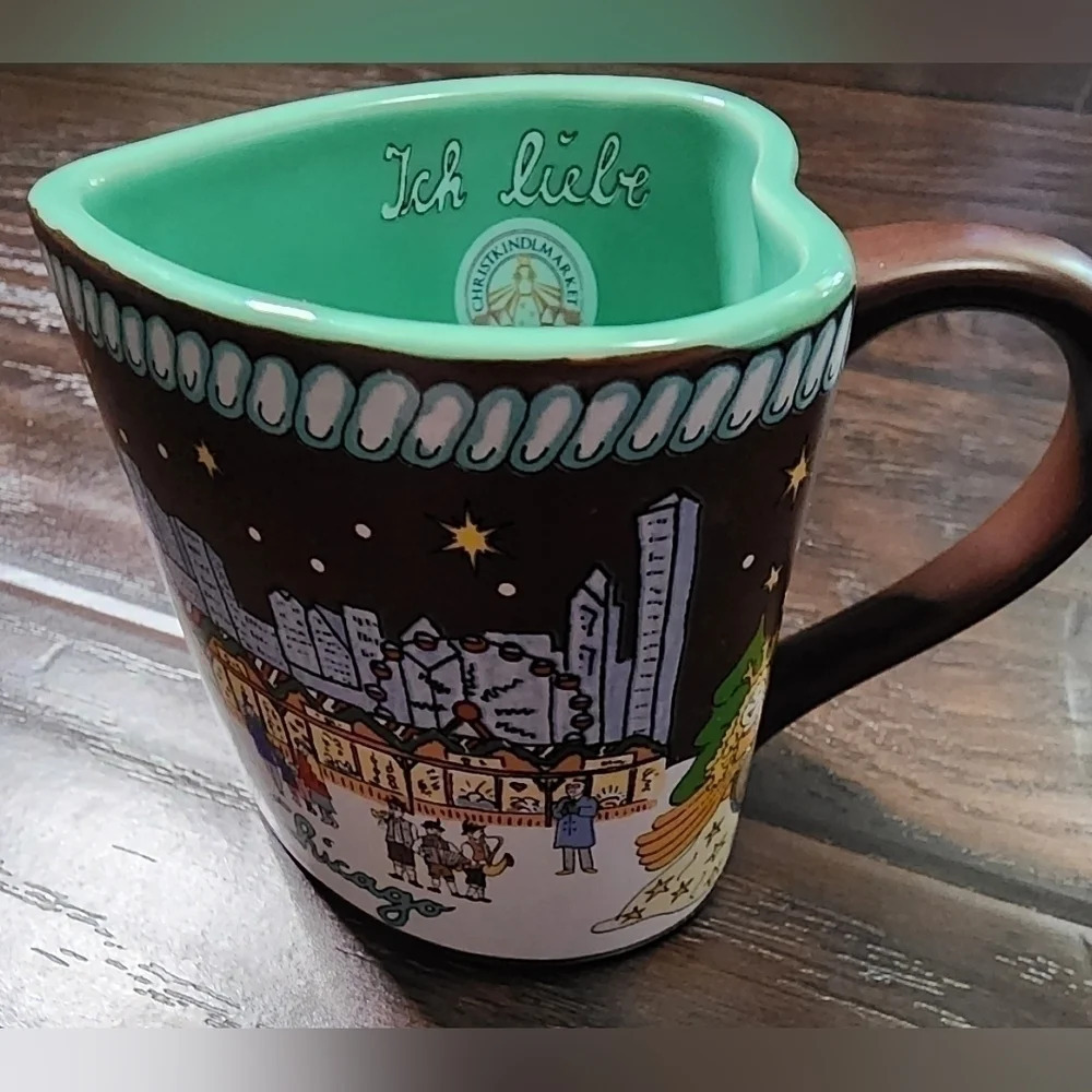 Christkindlmarket Chicago Small Heart Shaped Mug - Picture 3 of 11